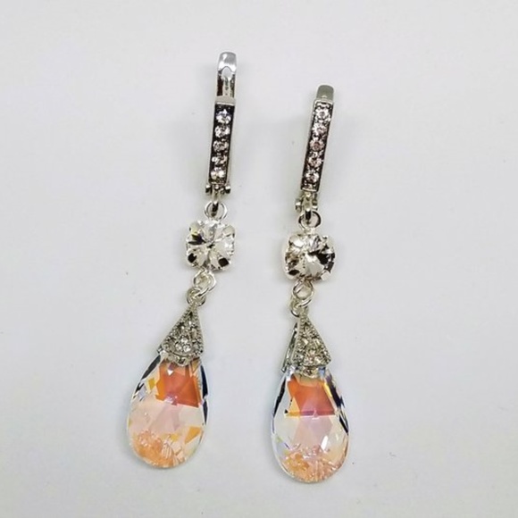 Swarovski Crystals Dangling Earrings - Picture 1 of 3